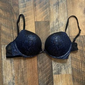Barely Worn Victorias Secret Bombshell Bra